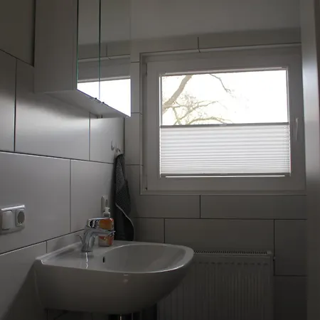 Apartamento Doppelhaushälfte Für Monteure Und Gruppen Rechte Seite Bad Münder am Deister